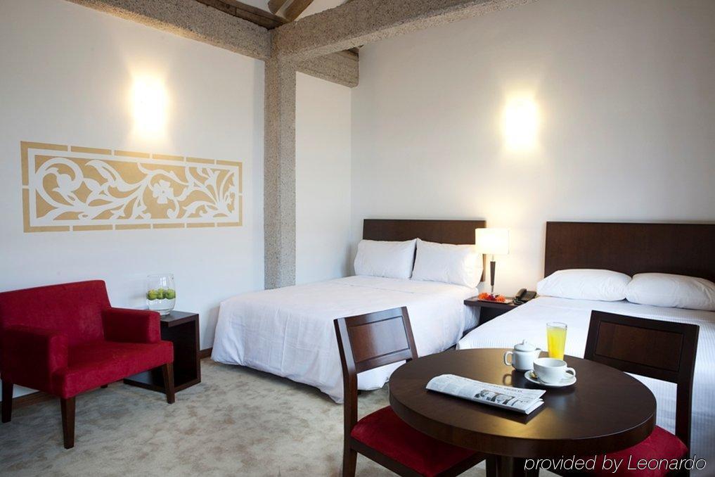 Hotel Casa De La Botica ボゴタ 部屋 写真