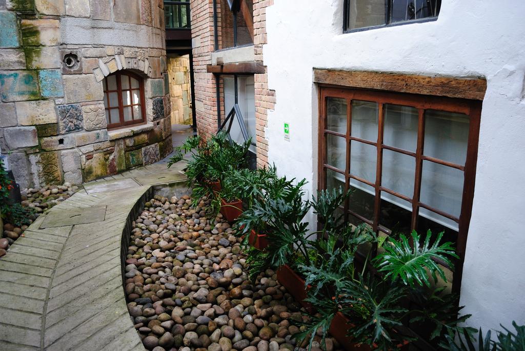 Hotel Casa De La Botica ボゴタ エクステリア 写真